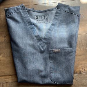 FIGS, XS, Heather Denim, Catarina Style, Single pocket top, no flaws.